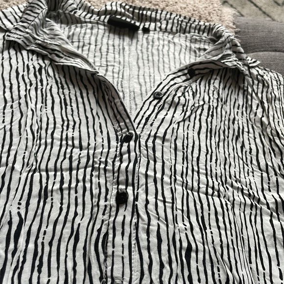 Zebra like dress - Picture 2 of 3